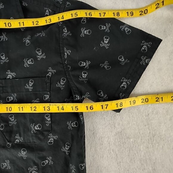 DCBD Boys 100% Cotton Black, White, Skull And Crossbones Dress Shirt Size M - Picture 8 of 10